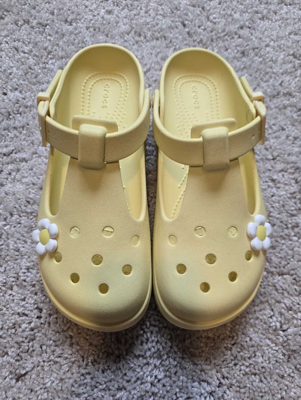 NWOT!! CROCS Classic Mary Janes. Size 8